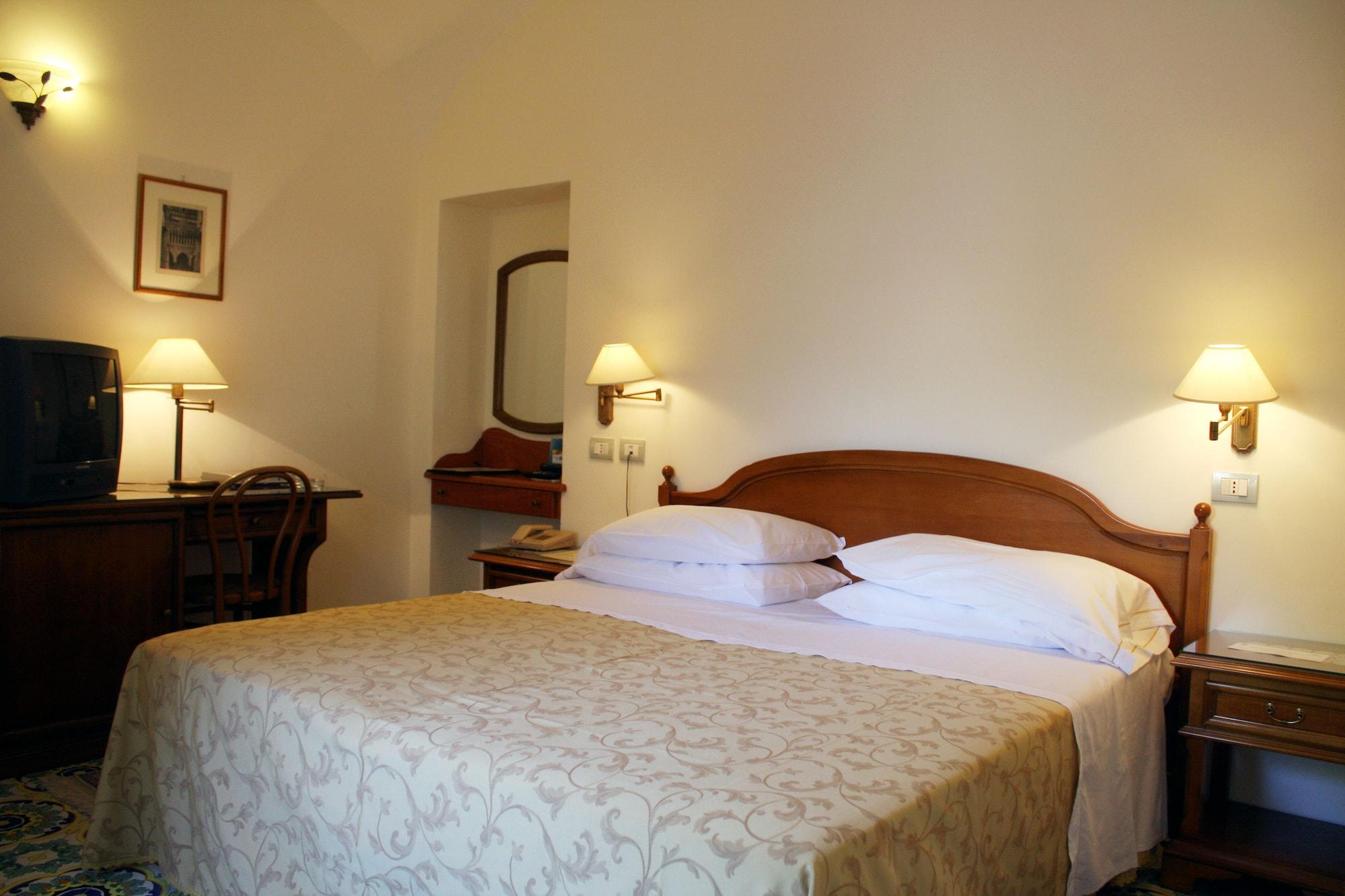 Hotel Rufolo Равело Екстериор снимка
