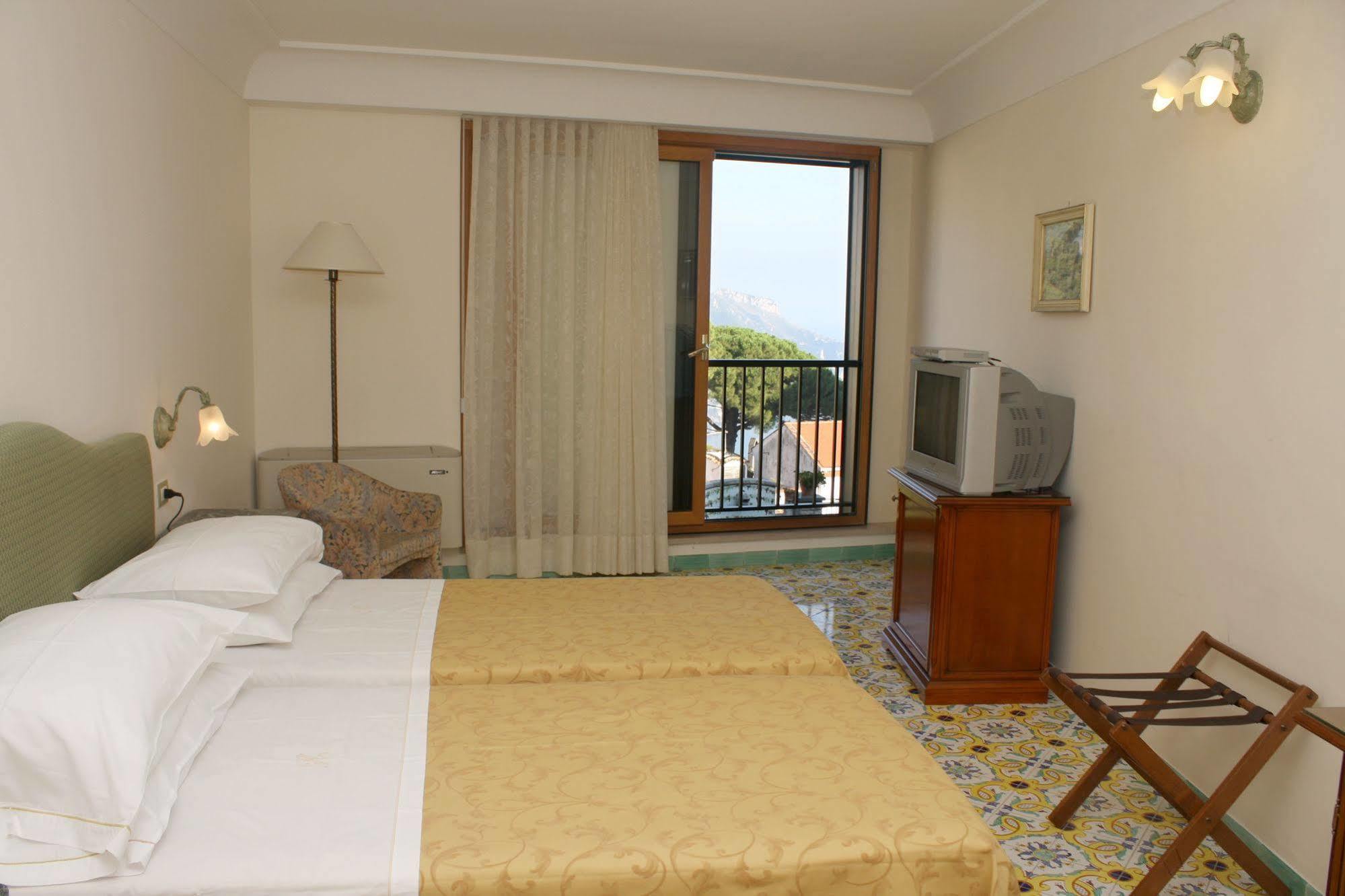Hotel Rufolo Равело Екстериор снимка